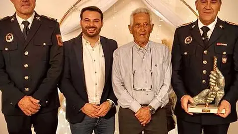 bomberos vecinos del año