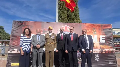 Ángel Blanco acompaña al nuevo teniente coronel del BIEM V de la UME, Pablo Samaniego