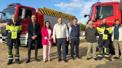 entrega camión de bomberos de la Diputación de Zamora