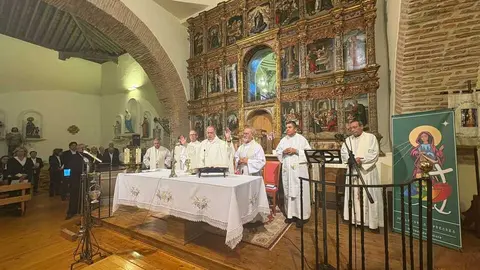 Misa Jubilar en Pajares de la Lampreana - imagen de redes