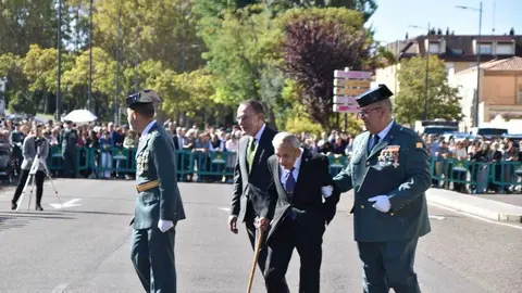 Condecoraciones Día de la Guardia Civil en Zamora _19