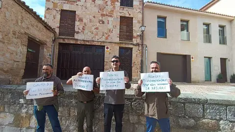 Agentes Mediambientales protestan por los incendios