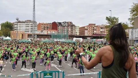 clase de zumba en Zamora en el día contra el cáncer en Zamora _9