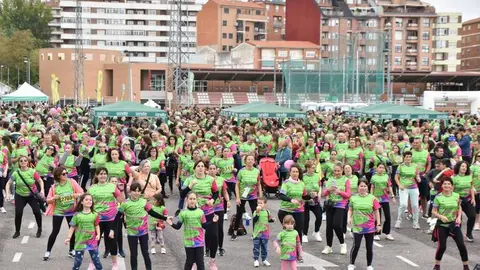 clase de zumba en Zamora en el día contra el cáncer en Zamora _10