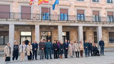 Concentración de autoridades en la Plaza de la Constitución