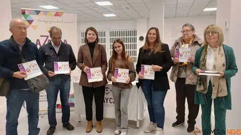 Paula Luengo, de Moralina de Sayago calendario azayca
