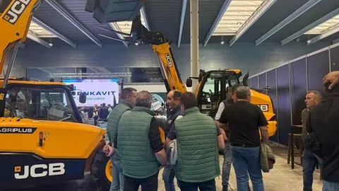 Ovinnova _30