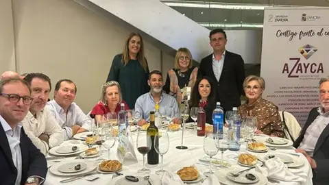 cena solidaria Azayca