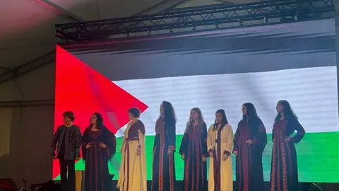desfile trajes tradicionales de Palestina _27