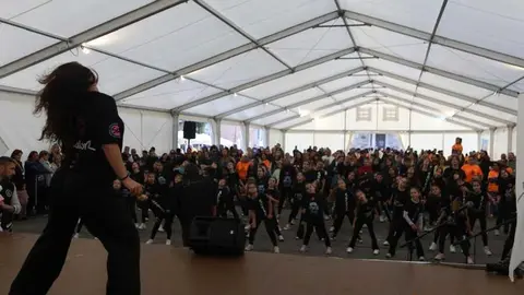 marcha TDAH y actuación Salsón Dance _10