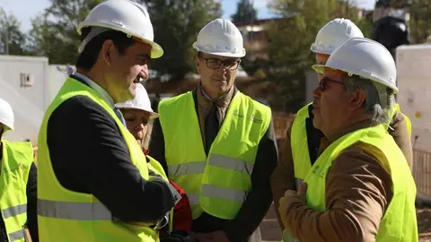 Quiñones visita obras de viviendas en Zamora _5