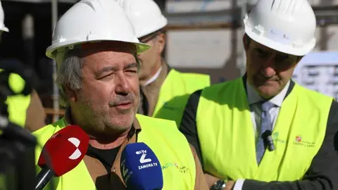 Quiñones visita obras de viviendas en Zamora _6