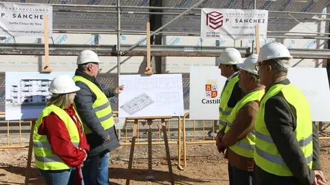 Quiñones visita obras de viviendas en Zamora _8