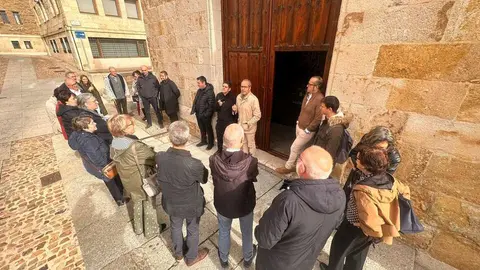 Miembros Curia Diocesana visitan EsperanZa