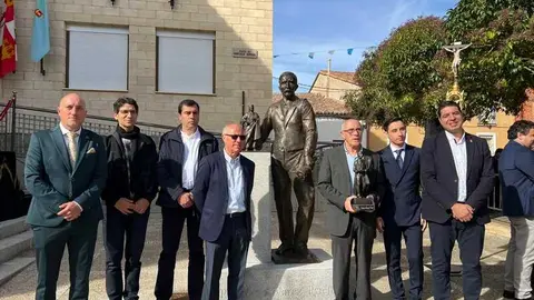 Coreses inaugura la estatua de hijo predilecto, Ramón Álvarez_3
