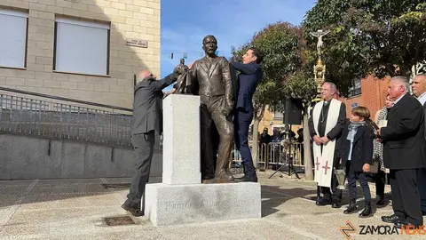 Coreses inaugura la estatua de hijo predilecto, Ramón Álvarez_18