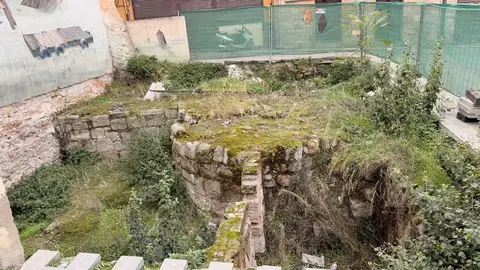 solar de la trasera del edificio del Ayuntamiento