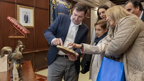 Recepción a María Caamaño