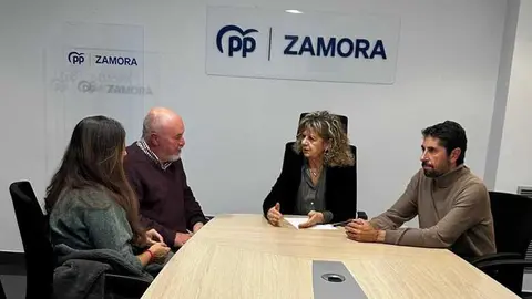 Encuentro del PP con la Asociación de Diabéticos de Zamora