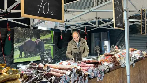 Mercado de Artesan&iacute;a y Alimentaci&oacute;n _13