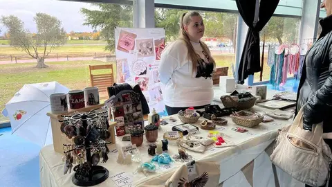 Mercado de Artesan&iacute;a y Alimentaci&oacute;n _32