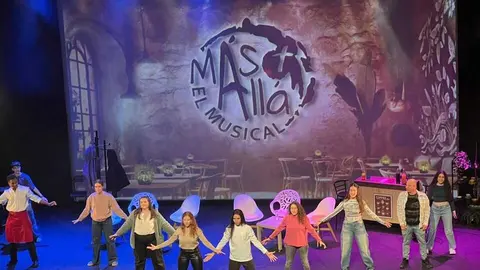Más allá, el musical 