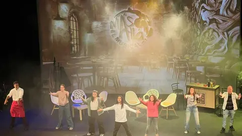 Más allá, el musical _3