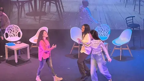 Más allá, el musical _9