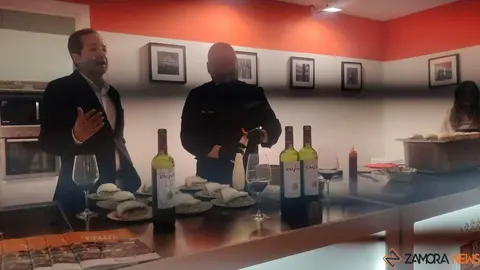 Gran ambiente en INTUR Domingo _7