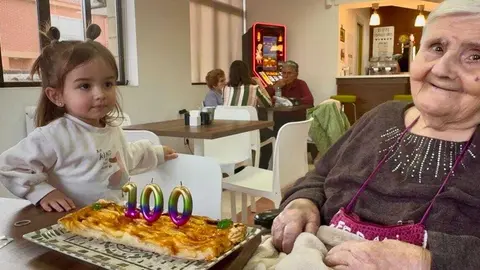 Fermina Álvarez cumple 100 años. IMAGEN CEDIDA (3)