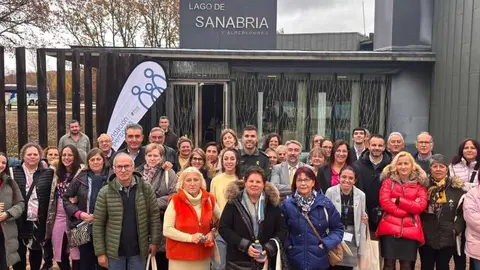 Foto de familia de los participantes en la jornada en Sanabria