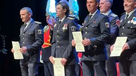 entrega de medallas Policía Local. IMAGEN CEDIDA (7)