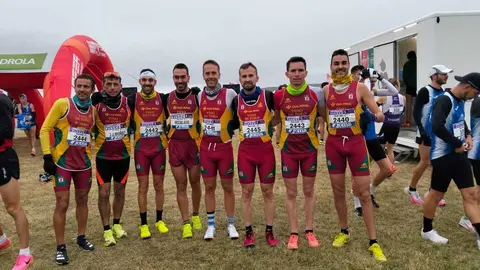 Equipo Absoluto del vino toro caja rural que represento al club en Atapuerca 25