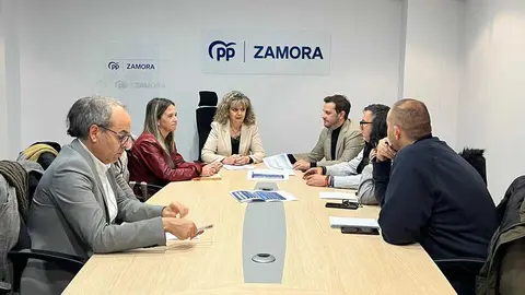 PP de Zamora reunion responsable de turismo de interior