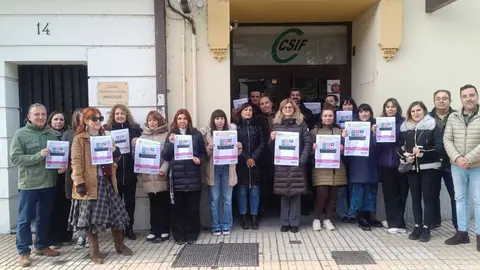 CSIF Zamora realiza una concentración simbólica para celebrar el 25N