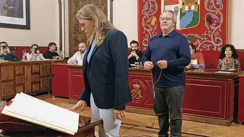 Toma posesión concejala PP Esperanza Saavedra