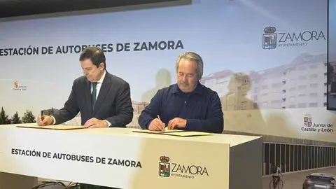 firma acuerdo estación de autobús en Zamora 