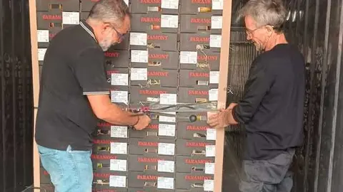 Selección de tomates en la nave de Faramon