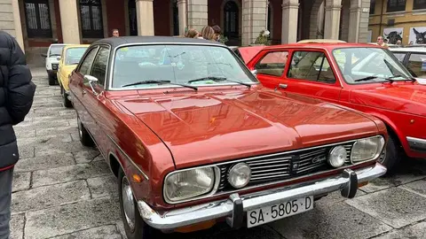 Vehículos clásicos III Día del Guardia Urbano _24