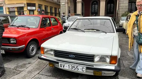 Vehículos clásicos III Día del Guardia Urbano _25