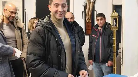 Edgar Fern&aacute;ndez, nuevo presidente de la Cofrad&iacute;a de la Santa Vera Cruz de Zamora