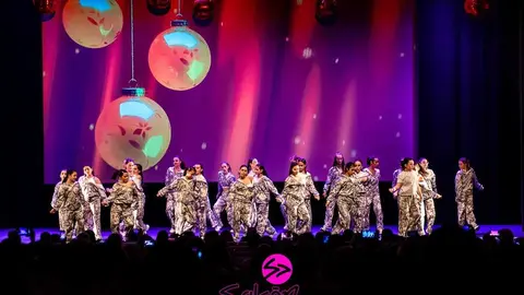 Sals&oacute;n Dance  (10)