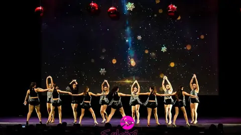 Sals&oacute;n Dance  (11)