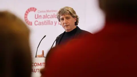 Carlos Mart&iacute;nez