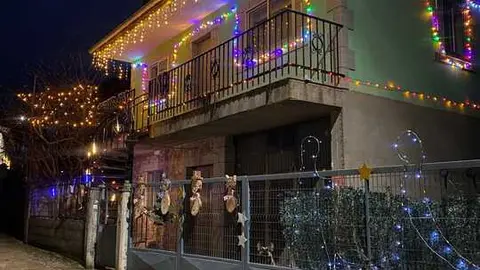 casas decoradas en Navidad en Domez (1)