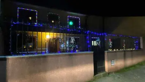 casas decoradas en Navidad en Domez (5)