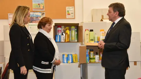 Entrega de productos b&aacute;sicos de higiene