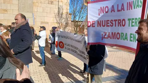El alcalde de Pozoantiguo niega espacio de reuni&oacute;n a la asociaci&oacute;n contra el biog&aacute;s &ldquo;Defendiendo lo Vac&iacute;o&rdquo;