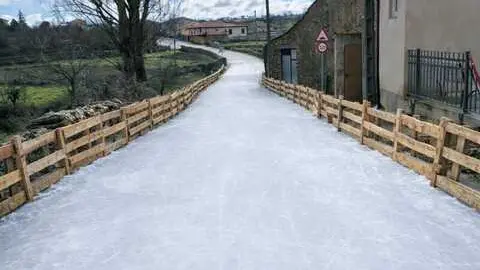 Pista de hielo en Grisuela