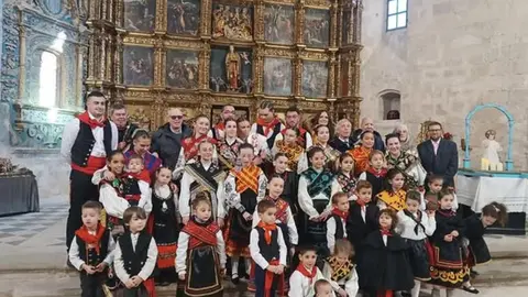 El baile del ni&ntilde;o en Venialbo